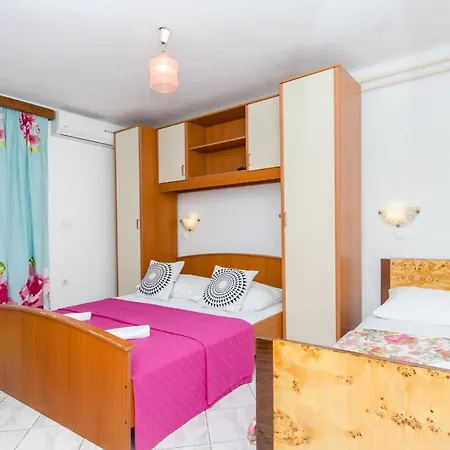 Apartmán And Ivan *