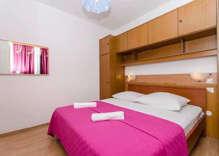 And Ivan Apartman *