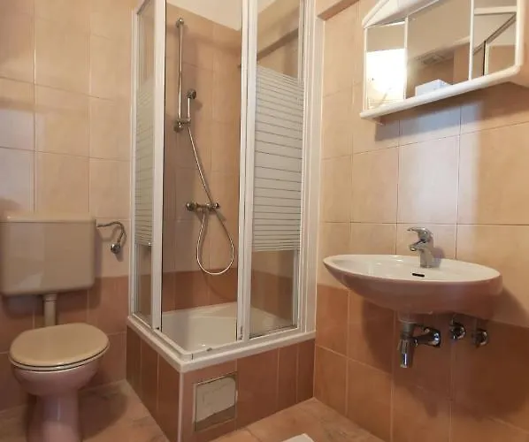 Apartman And Ivan Makarska